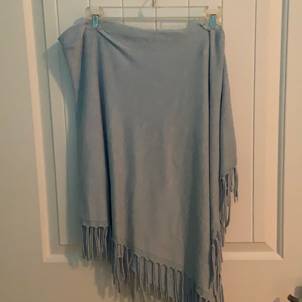 Lilly Pulitzer light weight poncho